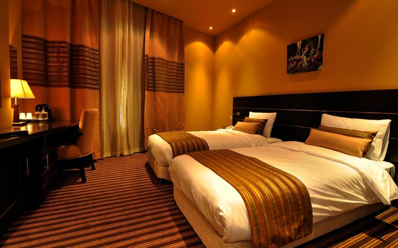 Aldar Hotel Sharjah Esterno foto